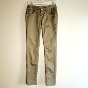 American Rag Cie Olive Curvy Skinny Jeans Size 1R
